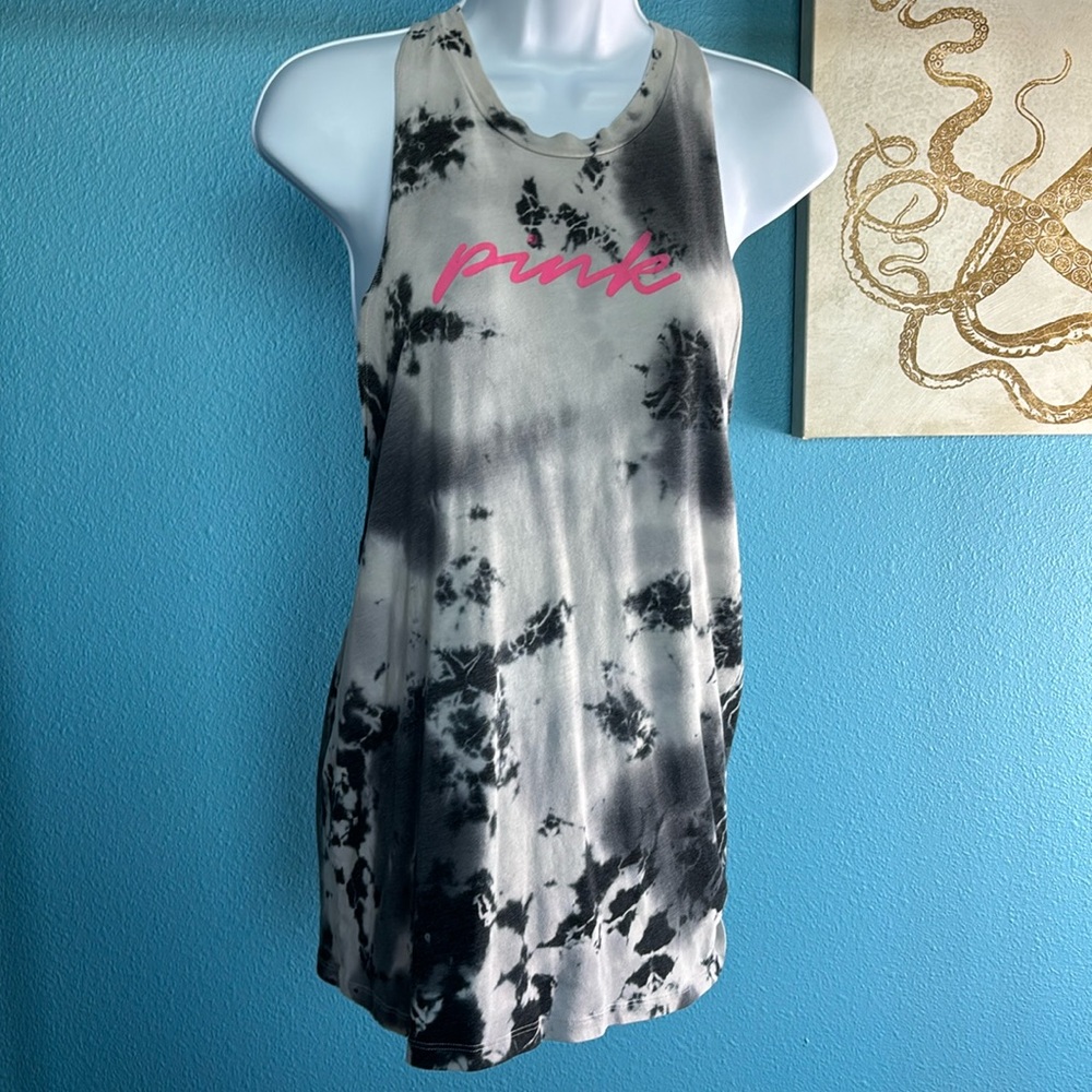 Victoria’s Secret tank top in small